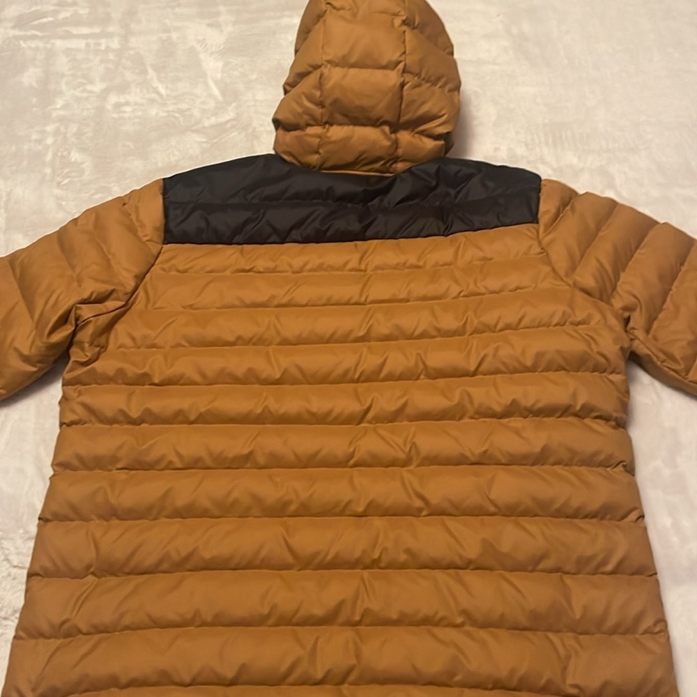 mountain hardware jacket - Picture 3 of 4